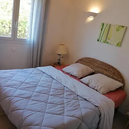 Dans Petite Avec Piscine A 10 Minutes Des Plages Proche Vecchio * Porto-Vecchio (Corsica)