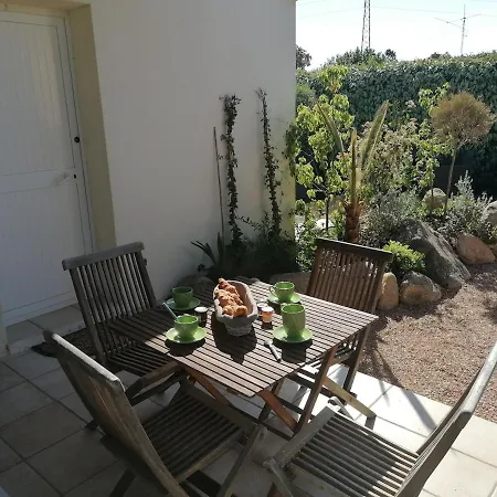 Dans Petite Avec Piscine A 10 Minutes Des Plages Proche Vecchio Porto-Vecchio (Corsica)