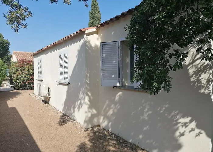Dans Petite Avec Piscine A 10 Minutes Des Plages Proche Vecchio *