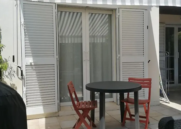 Dans Petite Avec Piscine A 10 Minutes Des Plages Proche Vecchio Vakantiehuis Porto-Vecchio (Corsica)