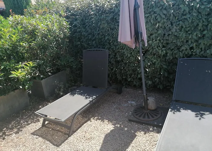 Dans Petite Avec Piscine A 10 Minutes Des Plages Proche Vecchio Vakantiehuis