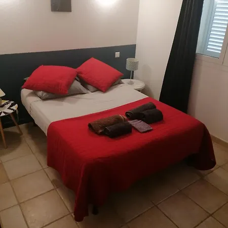 Tatil Evi Dans Petite Avec Piscine A 10 Minutes Des Plages Proche Vecchio